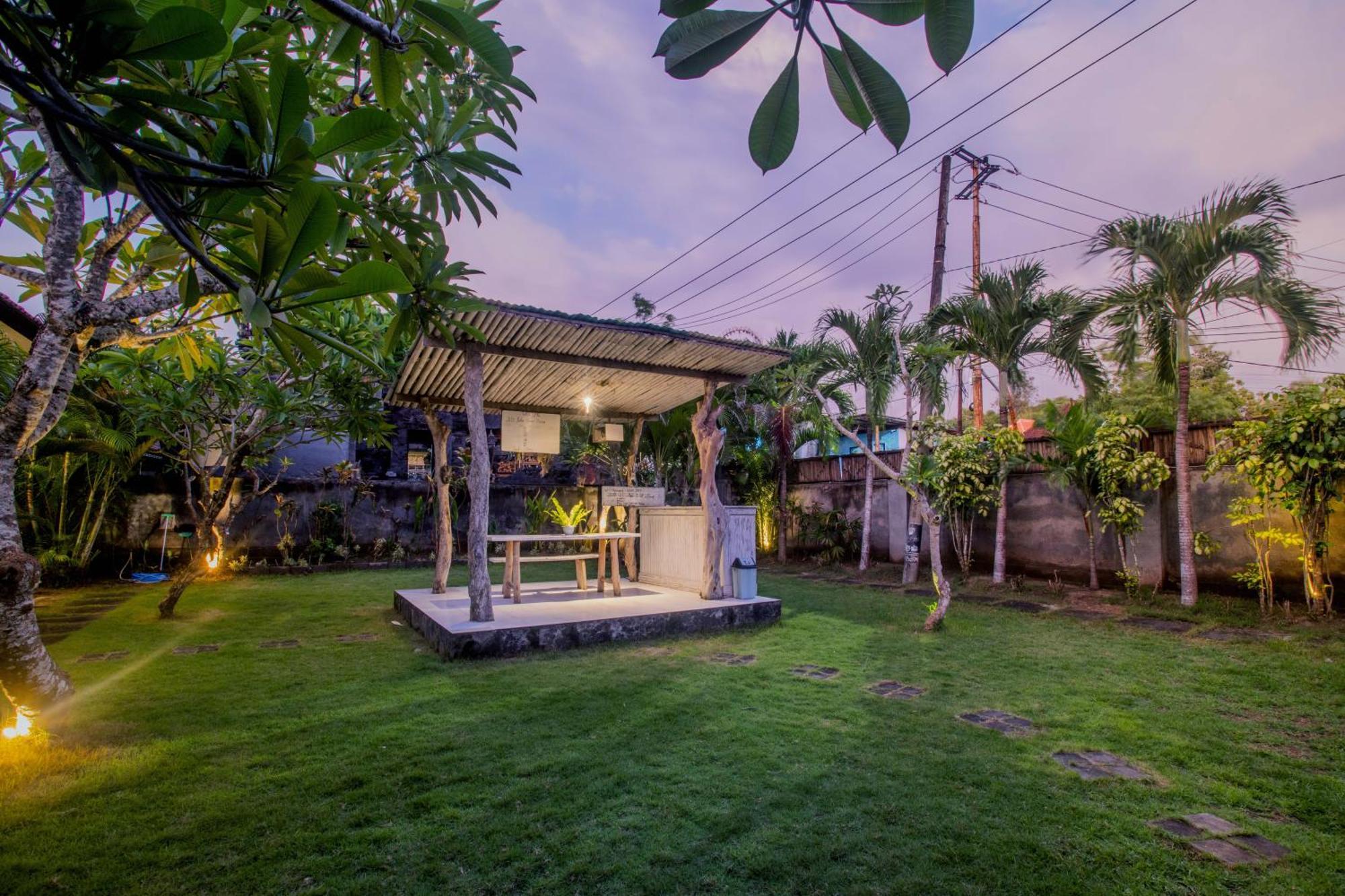 Jeje Fortis Guest House Lembongan Buitenkant foto